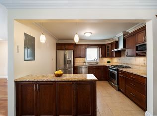 14 Centre Ln FLOOR 1, Bayonne, NJ 07002
