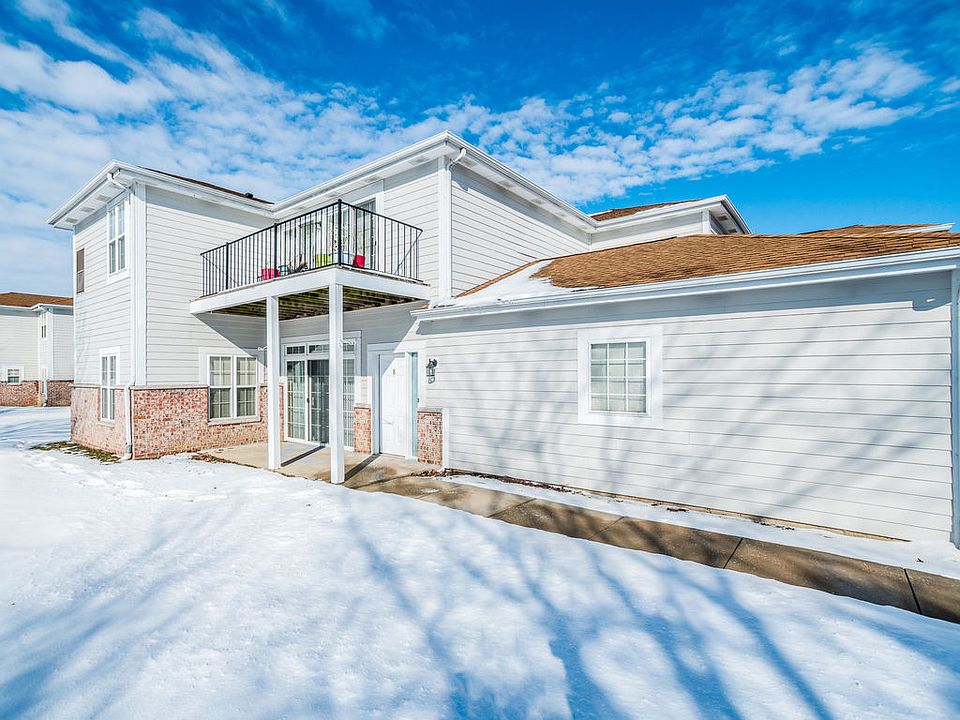 1st image of 6637 Meadowlands Cir Unit 5B