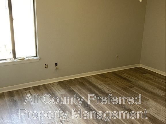 5th image of 3585 Sable Palm Ln Unit G
