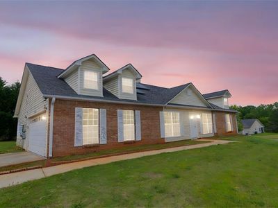 213 Whistle Way, Locust Grove, GA, 30248