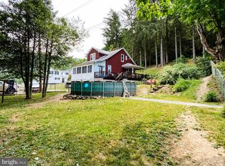 5 1/2 Dudley St, Lonaconing, MD 21539