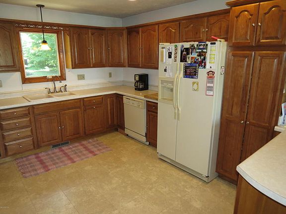 4th image of 8585 N 120th Ave