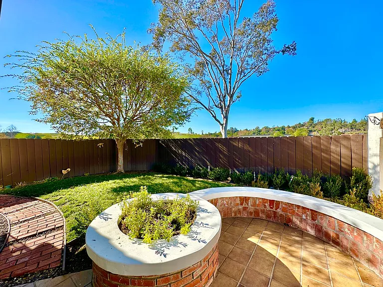 1732 Woodbrook Ln — Photo 14