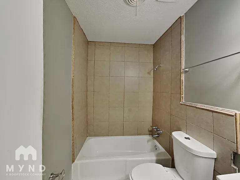 4014 Hitchcock St — Photo 24