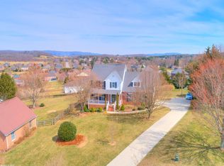 2102 Reagan Rd, Blacksburg, VA 24060