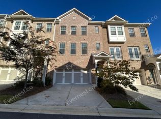 1357 Harris Way S, Atlanta, GA 30319