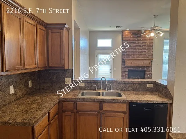 2216 S East 7th St — Photo 11