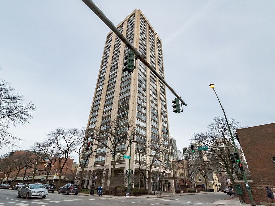 1st image of 70 W Burton Pl APT 2506