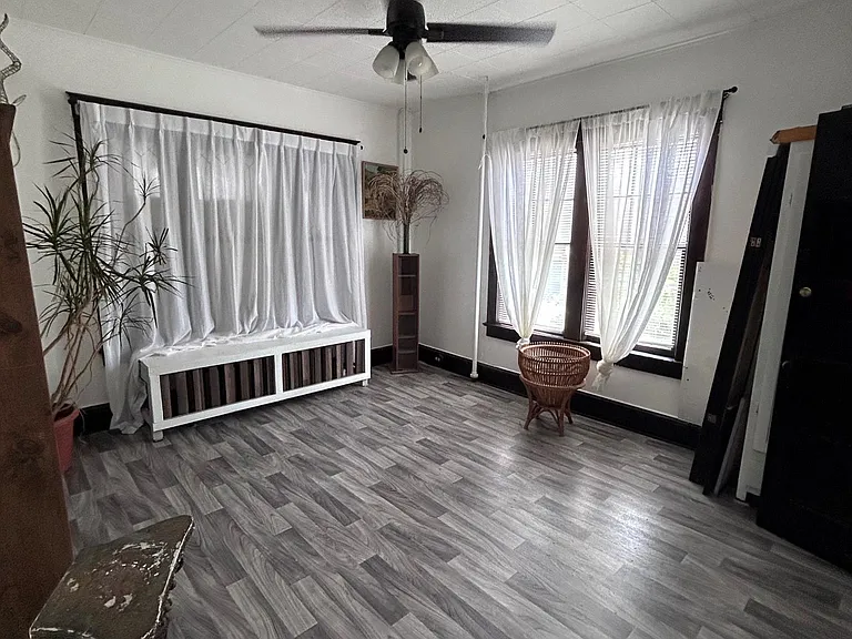 298 Highland Ave — Photo 11