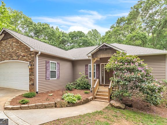 4th image of 378 Harper Ln