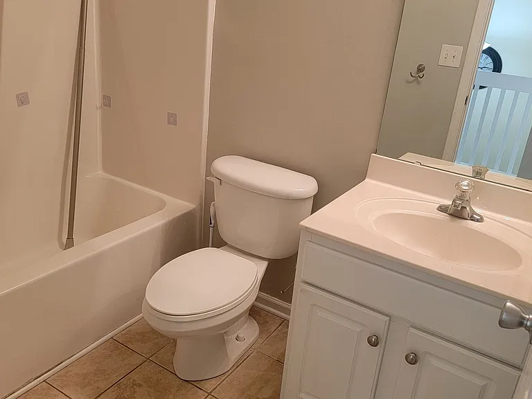 224 Butler Pl — Photo 10