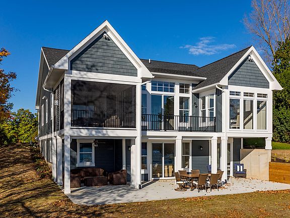 5th image of 5384 Blakely Dr NE