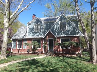 7403 Charlotte St, Kansas City, MO 64131