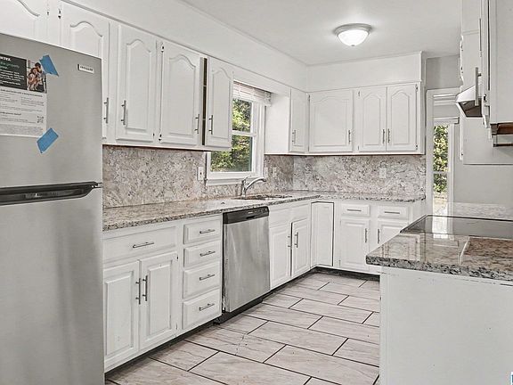 5th image of 528 Timber Ridge Dr