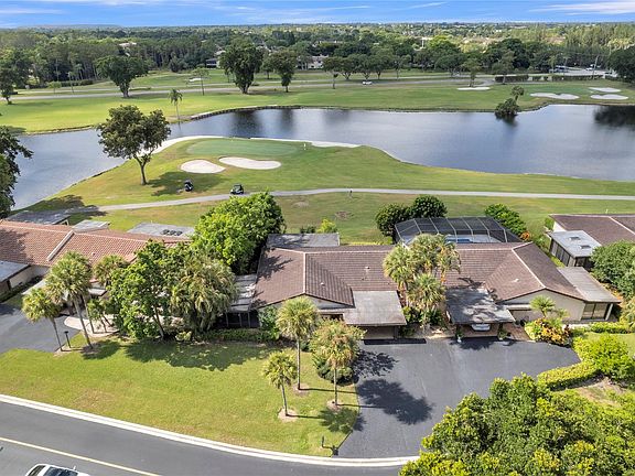 2nd image of 21180 Juego Circle #18a