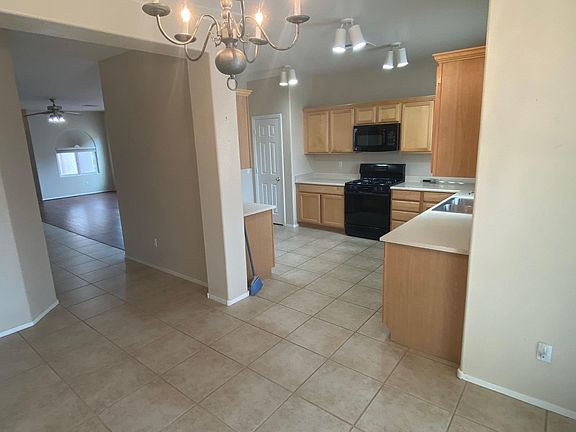 5th image of 5212 Amethyst Creek Ct