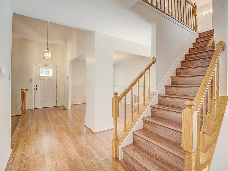 13907 Concord Ave — Photo 37
