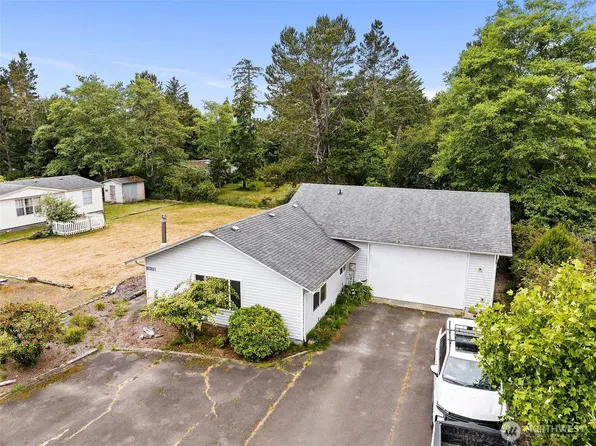 31211 N Place, Ocean Park, WA 98640