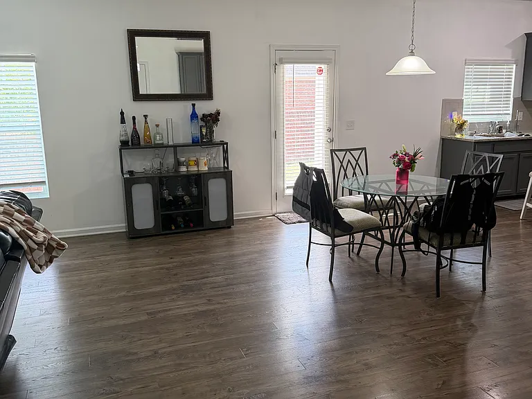 205 Barony Place Dr — Photo 8