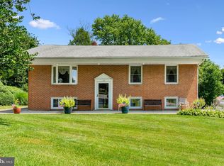 11 Old Side Ct, Newark, DE 19711