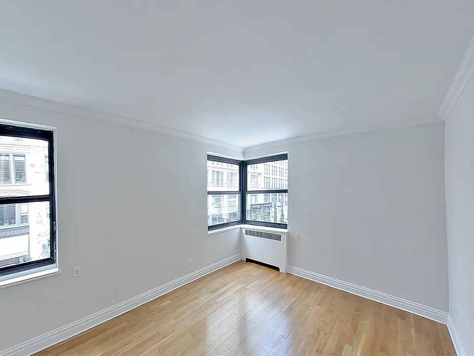 2nd image of 64 Greenwich Ave #1