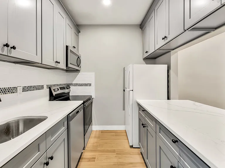 44 Sherman Ave #5G — Photo 5