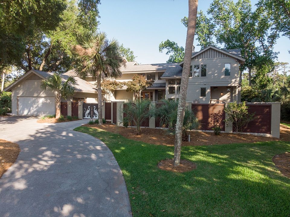 1st image of 17 Oak Ct