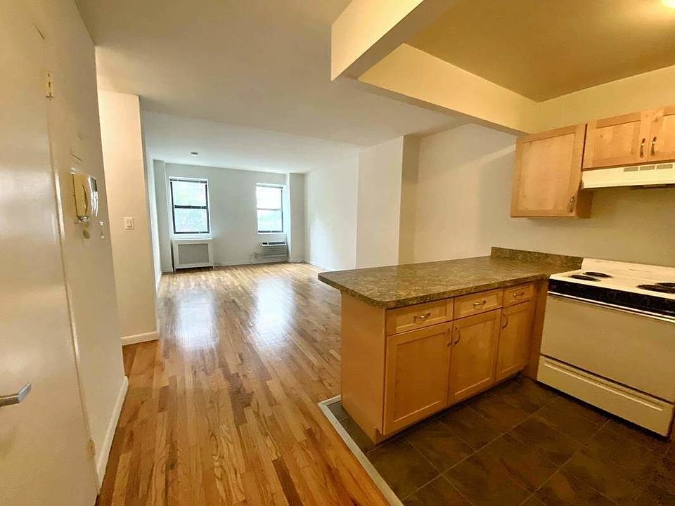 1st image of 418 E 88th St APT 3C