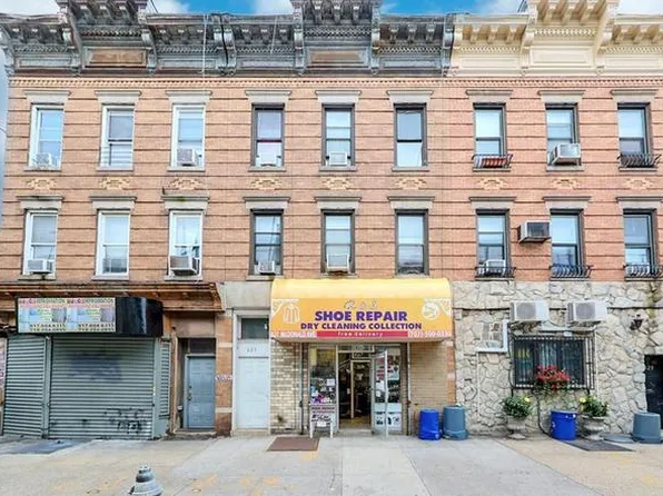 821 Mc Donald Avenue image 1 of 2