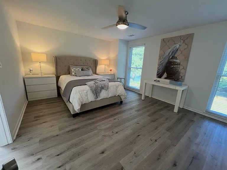 1017 Riverbend Club Dr SE — Photo 13