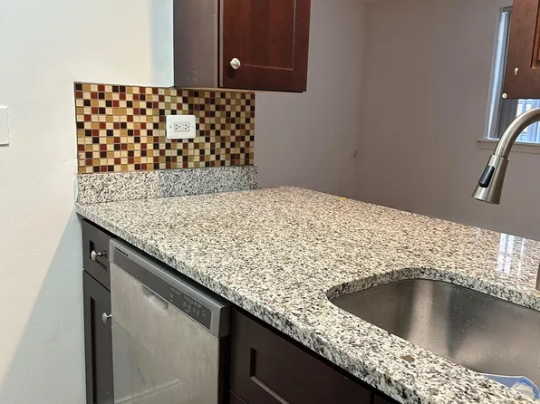 3710-509 N Pine Grove Ave, Chicago, IL 60613