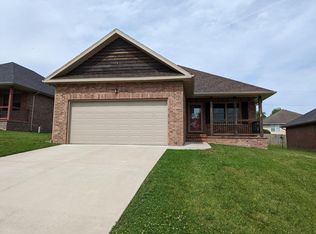 3633 S Glen View Ave, Springfield, MO 65804