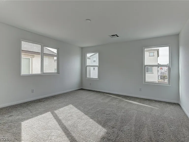 4771 Illustria Ave — Photo 11
