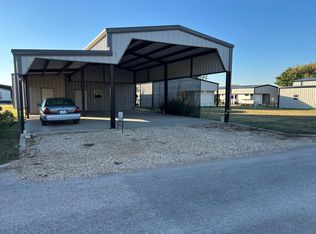 114 Prevost Dr, Whitney, TX 76692