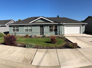 680 SE Tokay St, Winston, OR 97496