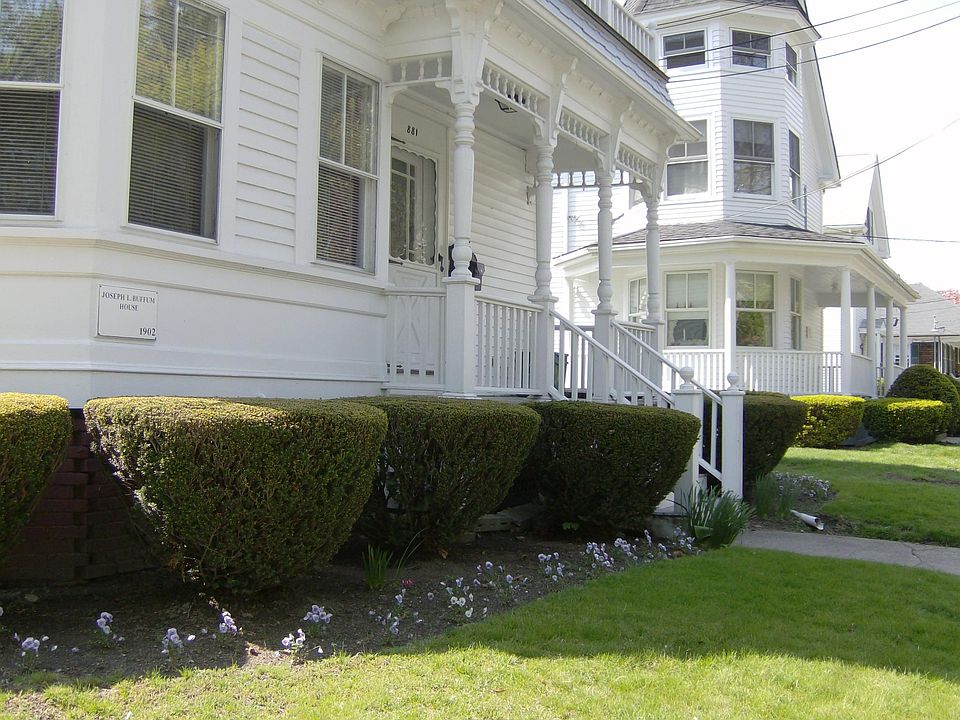 2nd image of 881 Hope St #1