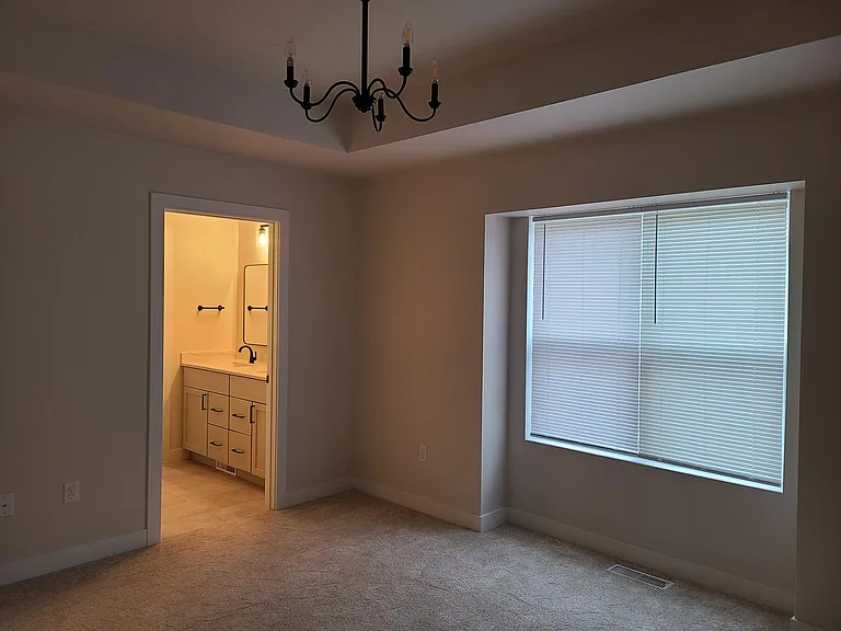 421 Founders Way — Photo 11