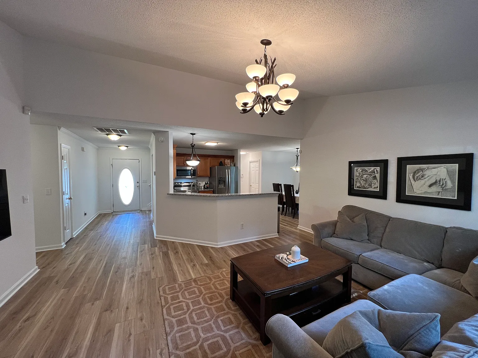4 bed, 1628 sqft, $900 — Photo 4