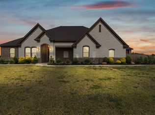 429 Hartley Way, Azle, TX 76020