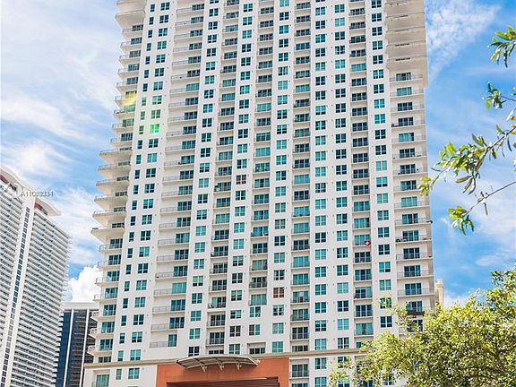 3rd image of 133 NE 2nd Ave APT 3110