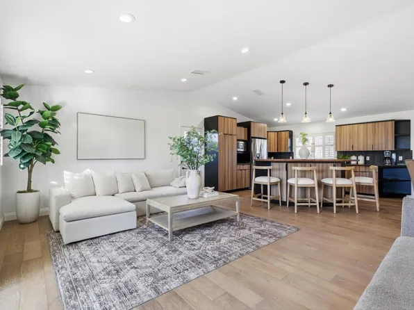 6206 Falmouth Dr, La Mesa, CA 91942