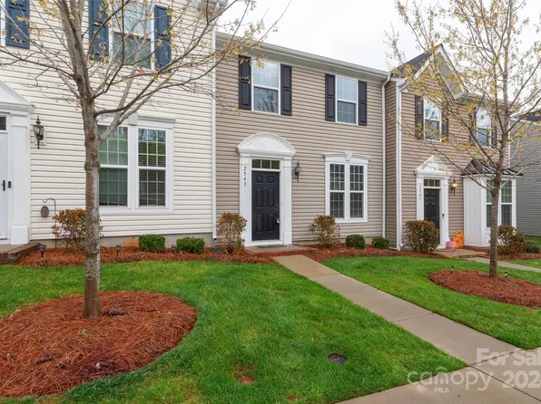 2543 Norman Isle Dr, Denver, NC 28037