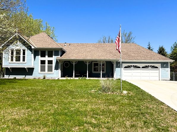 12310 29th Ave N, Plymouth, MN 55441