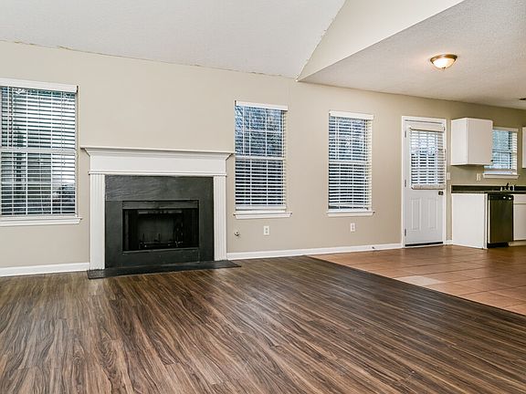 4th image of 3741 Salem Meadows Dr