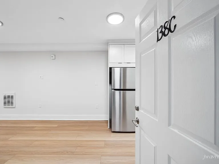 138 Clinton Park #C — Photo 12