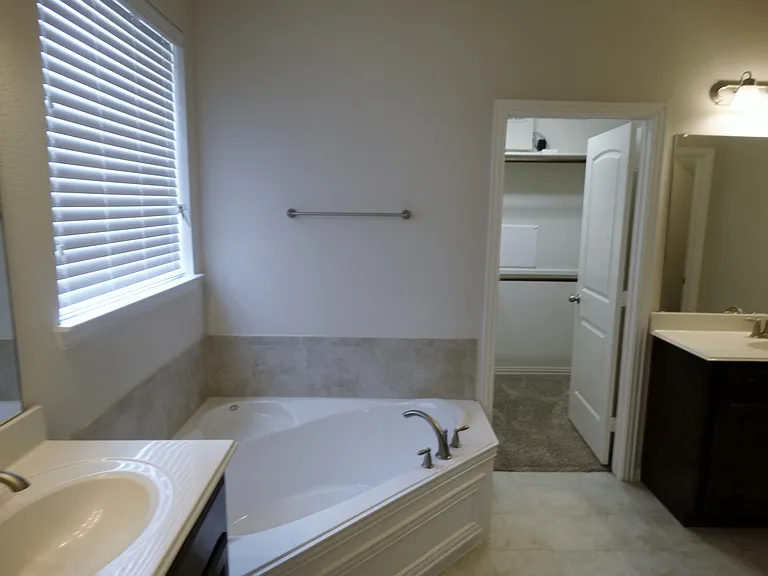 5608 Broadgreen Rd — Photo 15