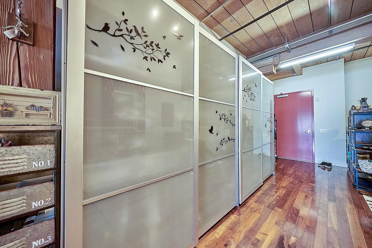 1 bed, 1110 sqft, $3,750 — Photo 2