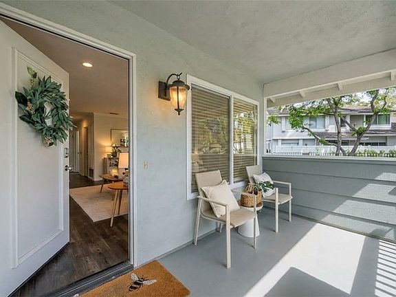 3rd image of 2536 Coventry Cir