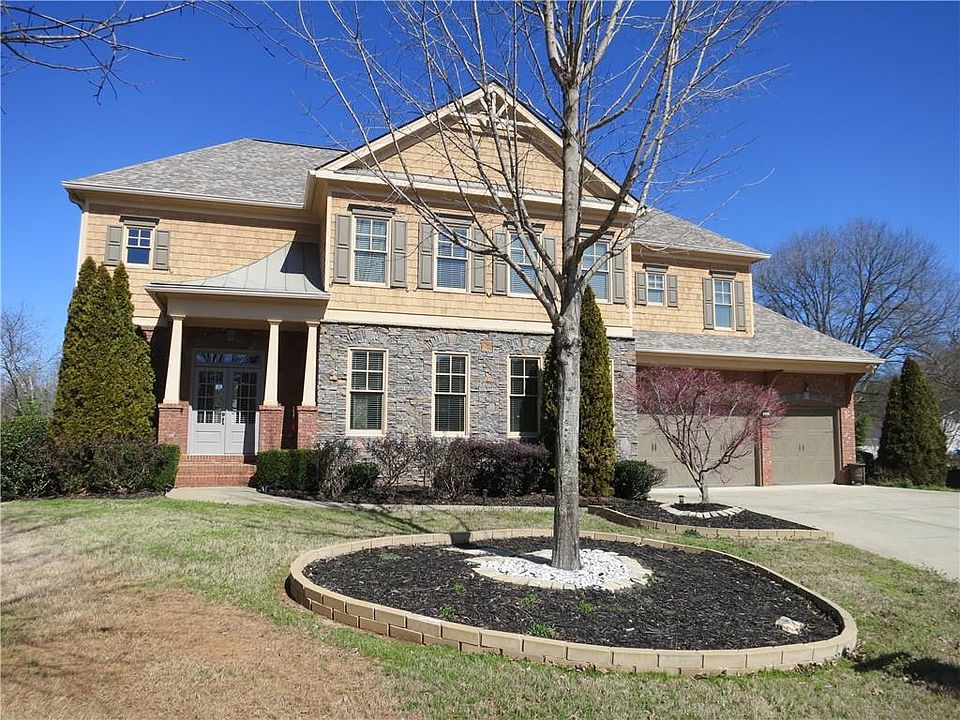 1st image of 3722 Willow Wind Dr