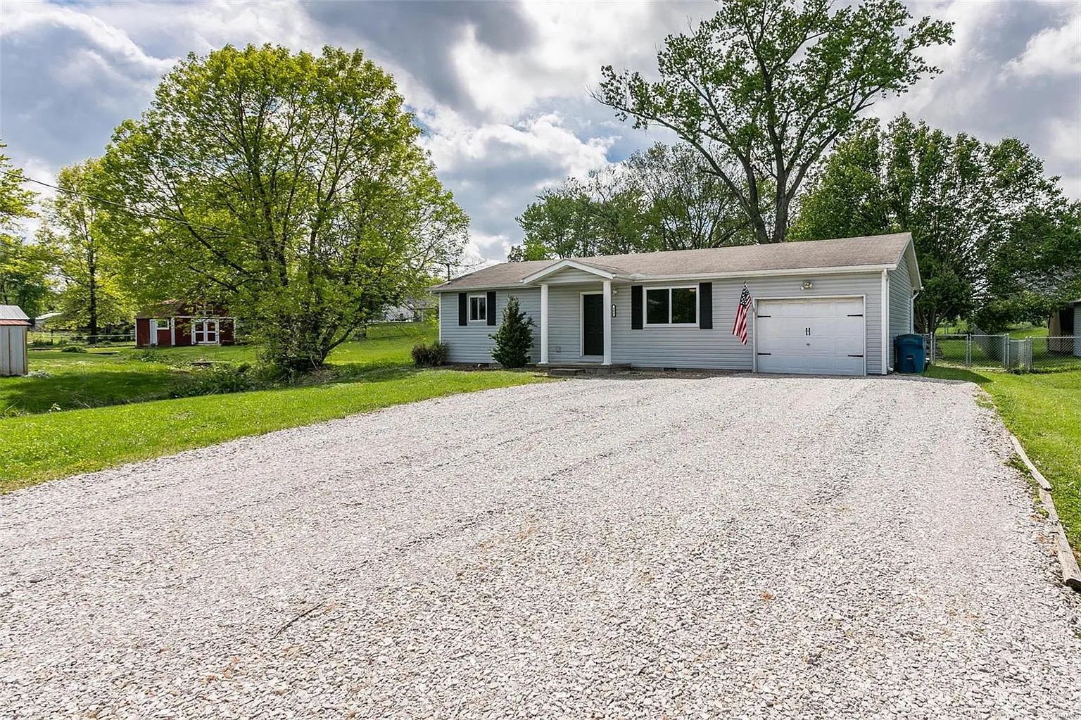 402 Winona St photo 1
